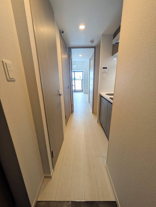 物件内観写真13　(廊下)