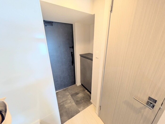 物件内観写真15　(玄関)