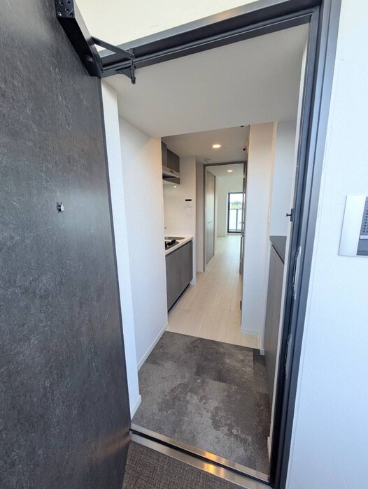 物件内観写真15　(玄関)