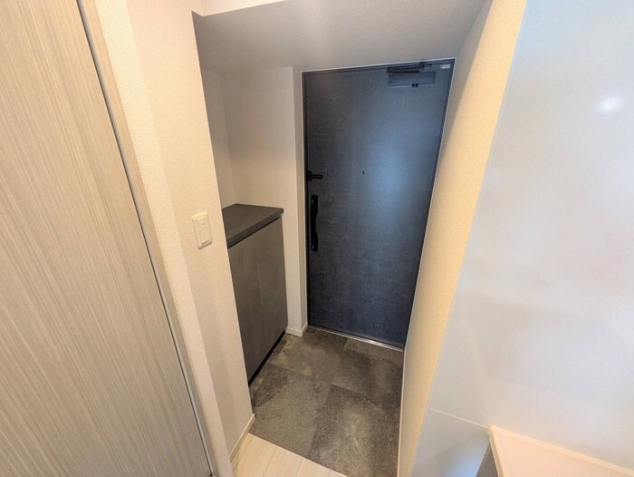 物件内観写真15　(玄関)