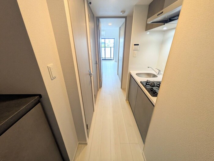 物件内観写真16　(廊下)