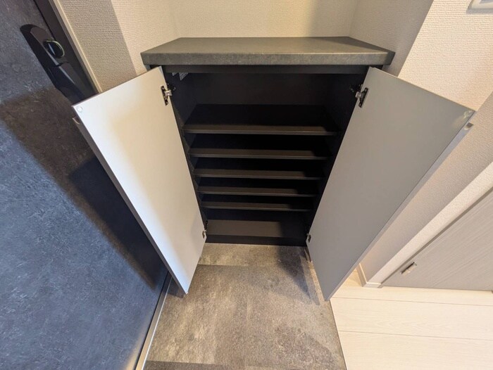 物件内観写真19　(靴箱)