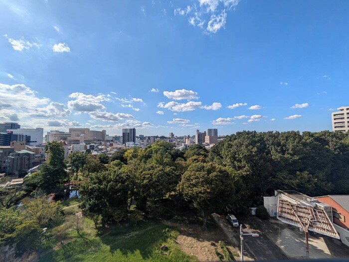 物件内観写真22　(室内からの展望)