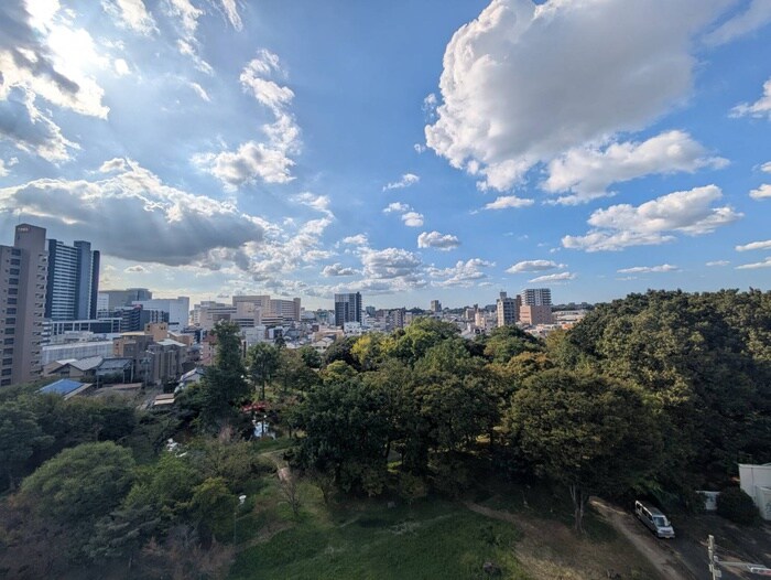 物件内観写真22　(室内からの展望)