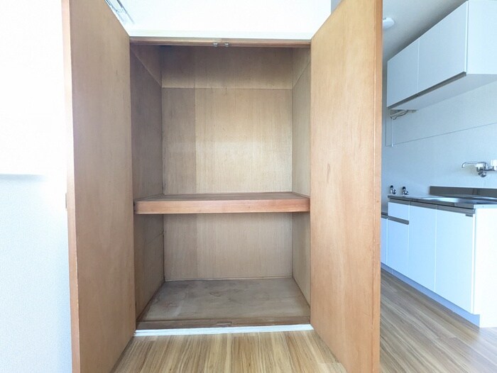 物件内観写真9　(収納)