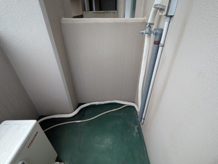 物件内観写真13　(洗濯機置場)