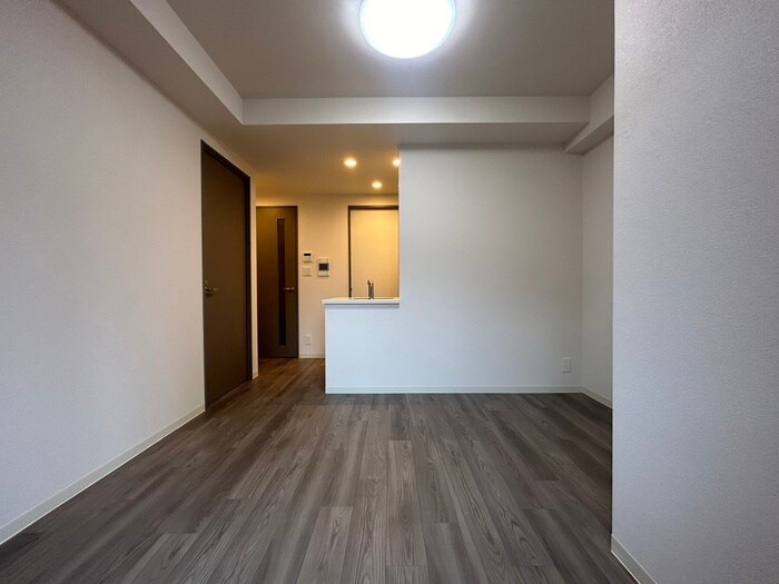 物件内観写真1　(居室)