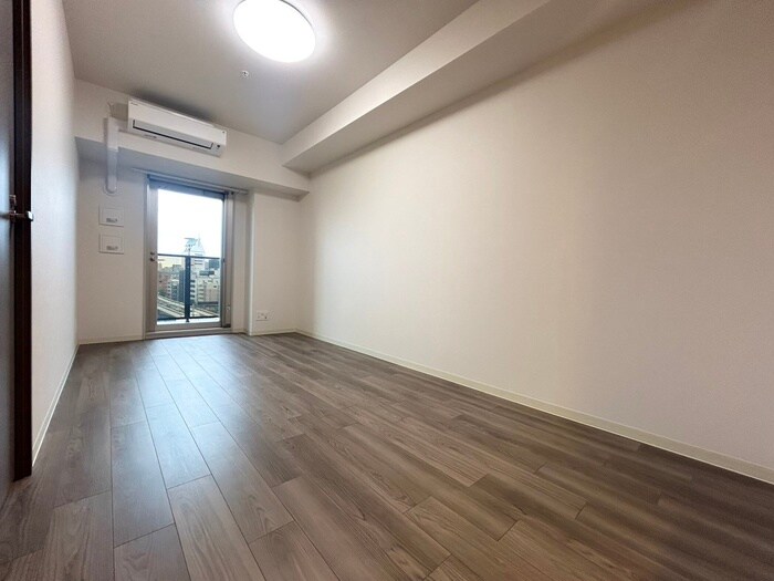 物件内観写真2　(居室)