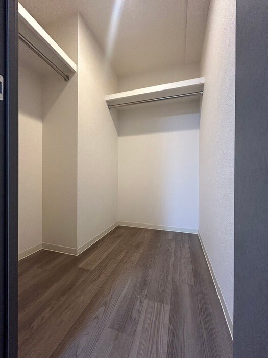 物件内観写真3　(収納)