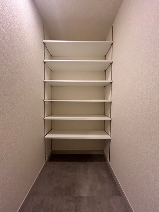 物件内観写真10　(靴箱)