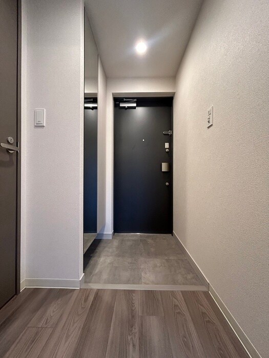 物件内観写真14　(玄関)