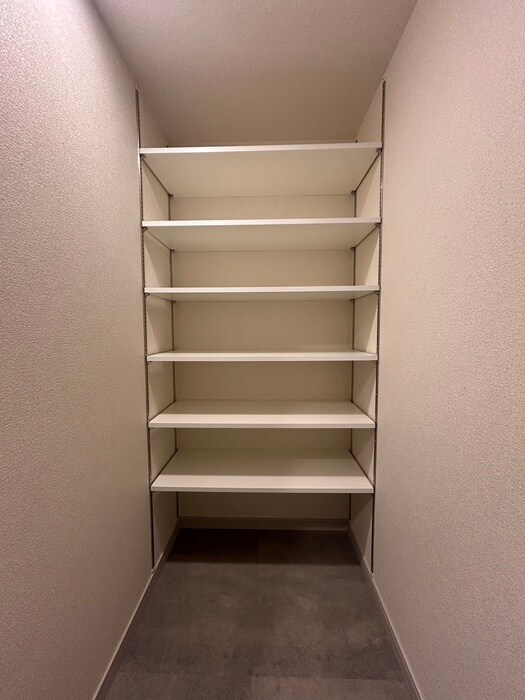 物件内観写真15　(靴箱)