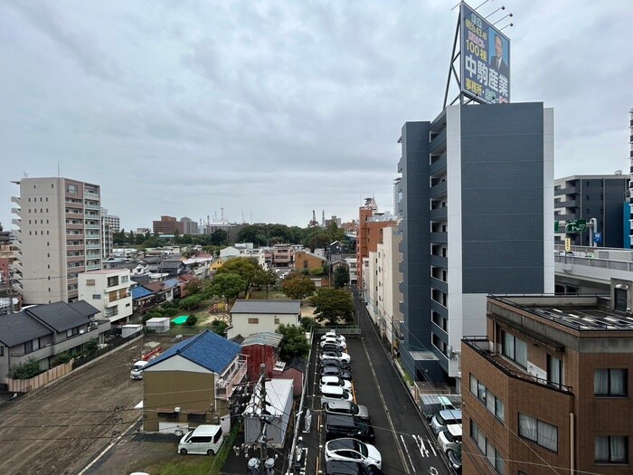 物件内観写真16　(室内からの展望)