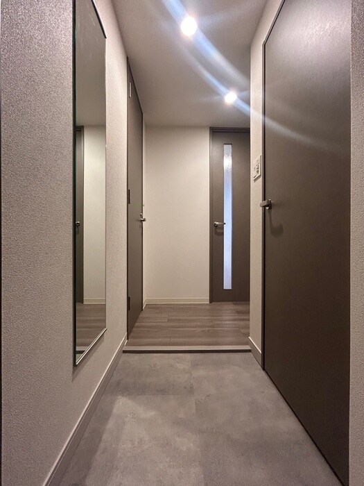 物件内観写真16　(廊下)