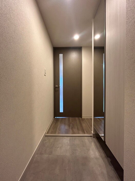 物件内観写真16　(廊下)