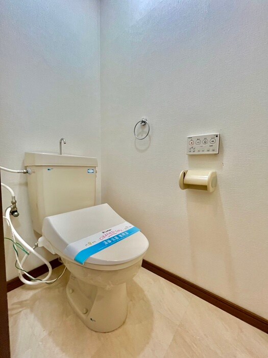 物件内観写真12　(トイレ)