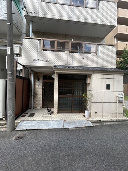 コンフォール池下外観写真