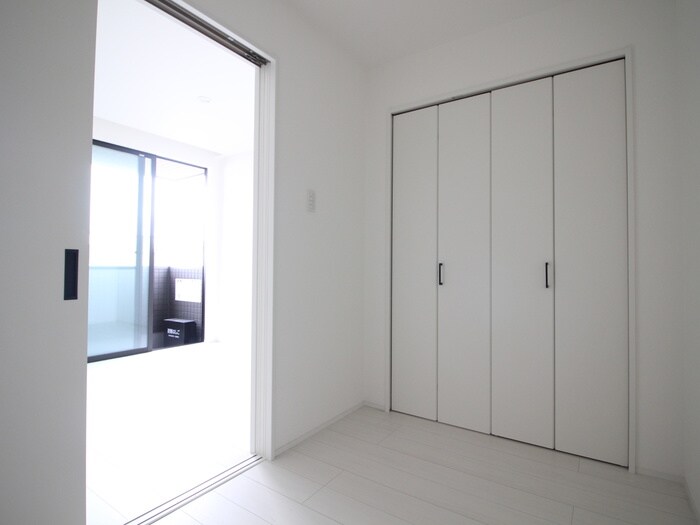 物件内観写真13　(居室)