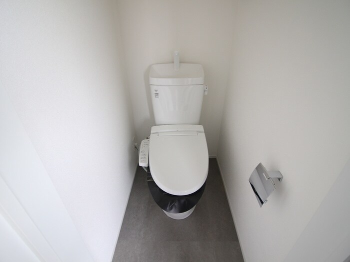 物件内観写真14　(トイレ)