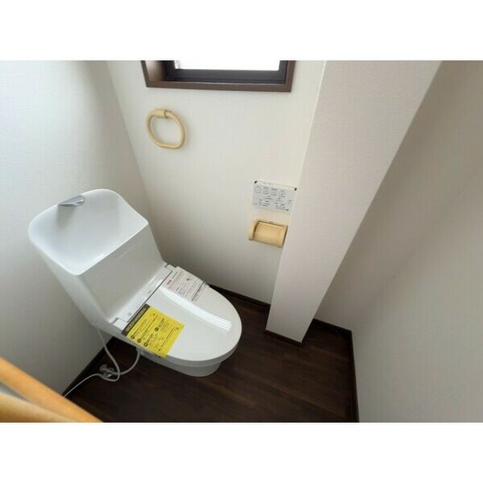 物件内観写真9　(トイレ)