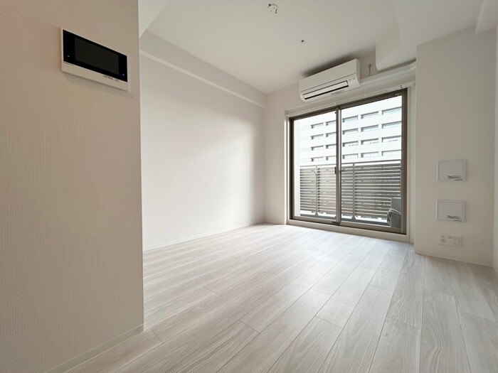 物件内観写真1　(居室)