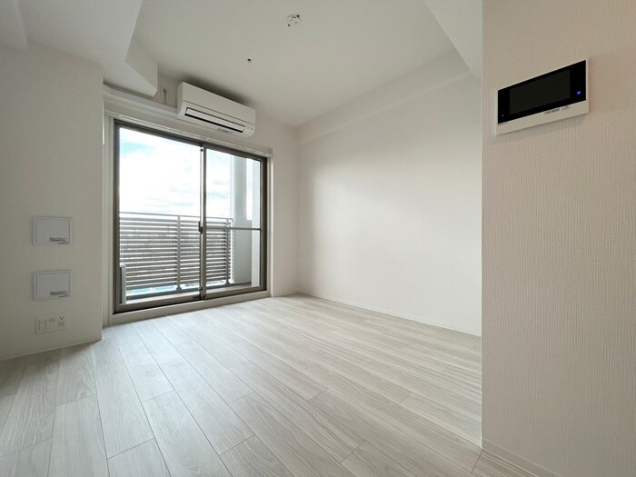 物件内観写真1　(居室)