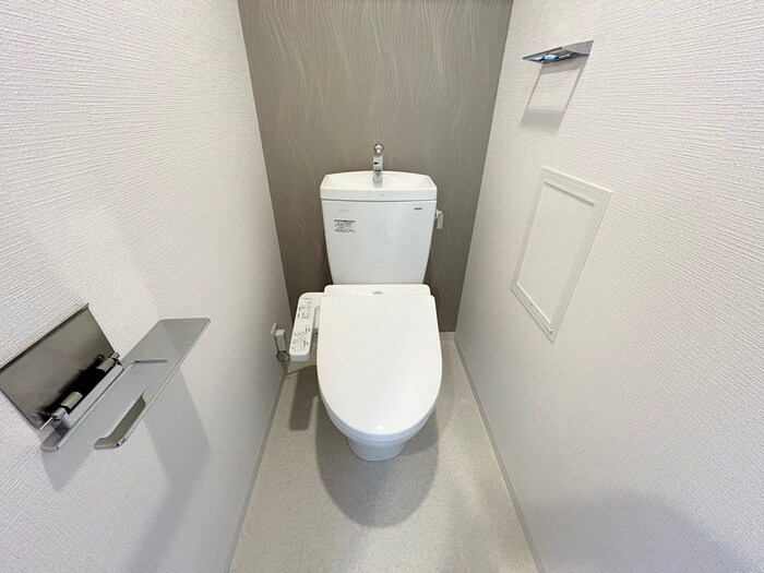 物件内観写真5　(トイレ)