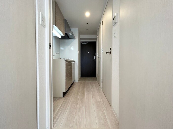 物件内観写真12　(廊下)