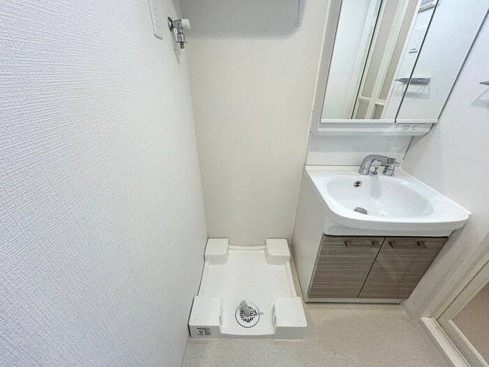 物件内観写真13　(洗濯機置場)