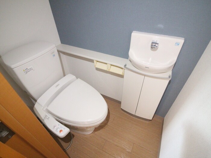 物件内観写真14　(トイレ)