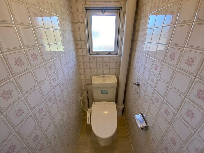 物件内観写真16　(トイレ)
