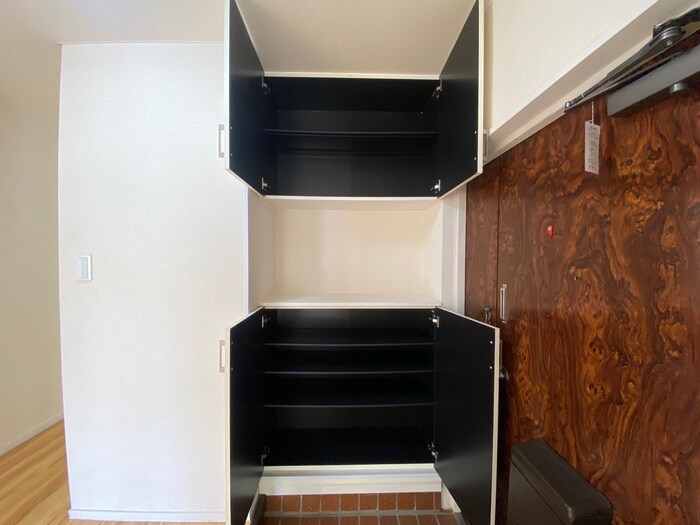 物件内観写真19　(靴箱)