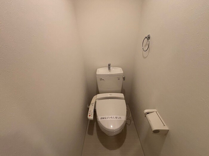 物件内観写真14　(トイレ)