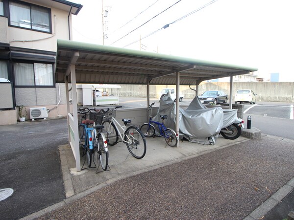 駐輪場