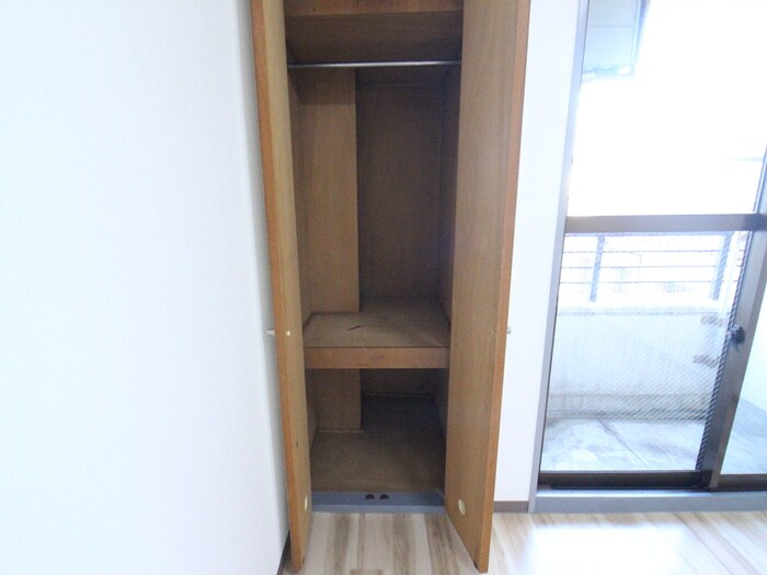 物件内観写真9　(収納)