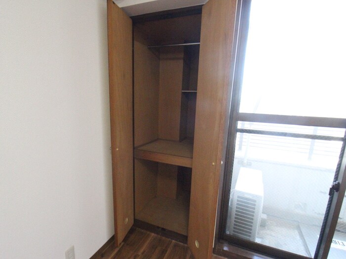 物件内観写真10　(収納)