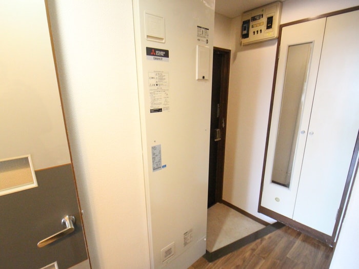 物件内観写真19　(廊下)