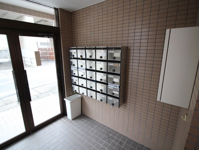 物件外観写真6　(建物設備)