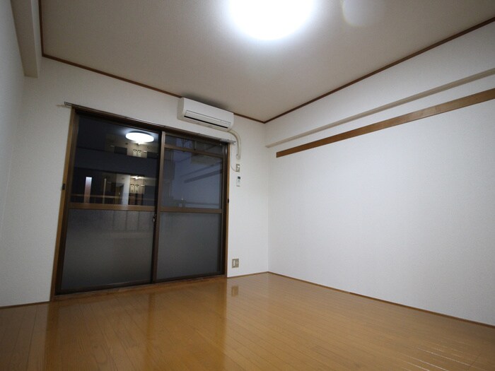 物件内観写真16　(居室)