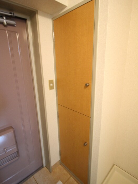 物件内観写真18　(収納)