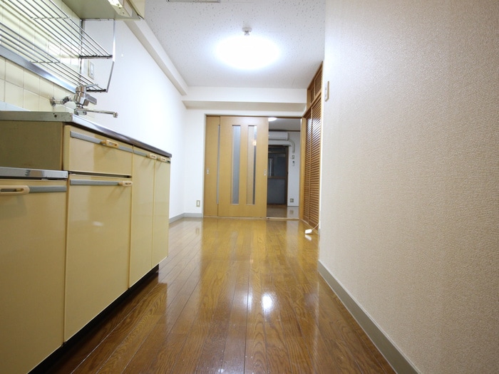 物件内観写真22　(廊下)