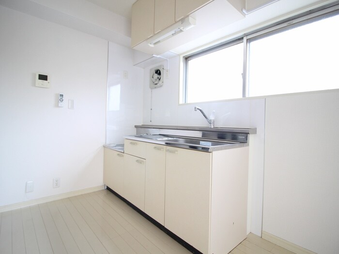 物件内観写真8　(キッチン)