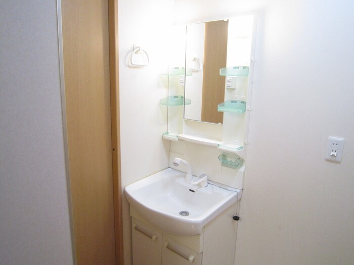 物件内観写真11　(洗面)