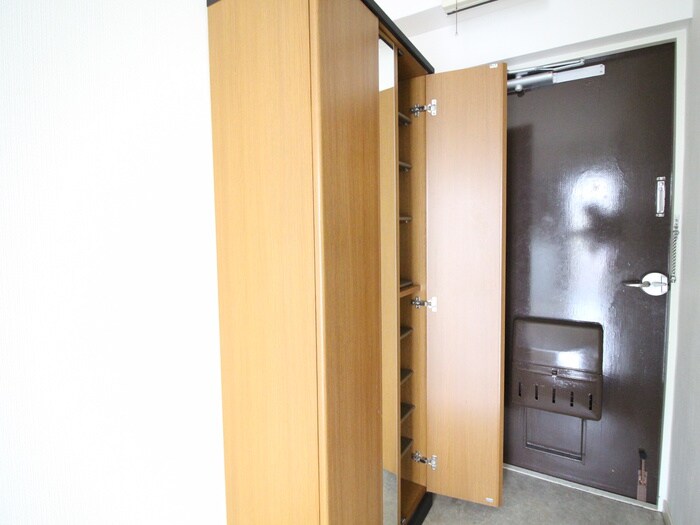 物件内観写真14　(靴箱)