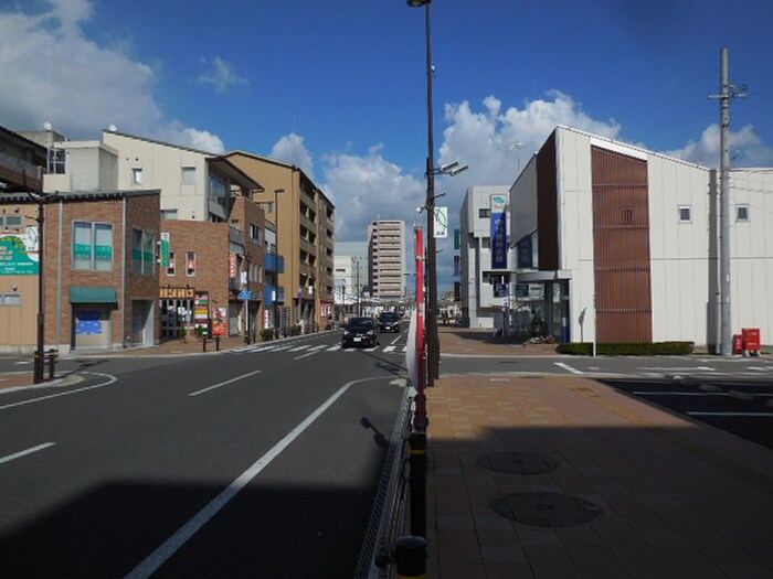 物件外観写真6　(周辺環境)