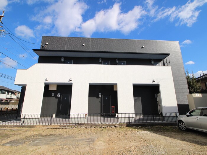 物件外観写真4　(外観写真)