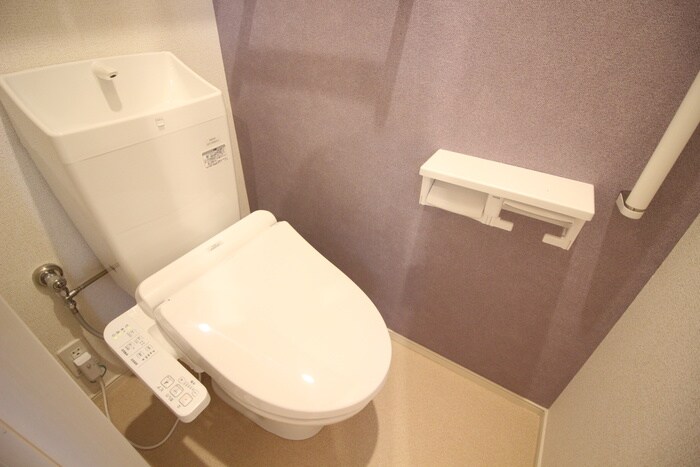 物件内観写真11　(トイレ)