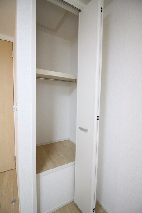 物件内観写真21　(収納)