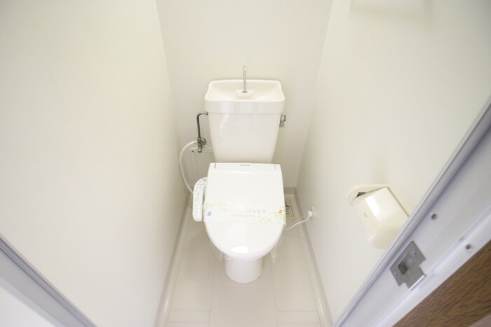 物件内観写真14　(トイレ)