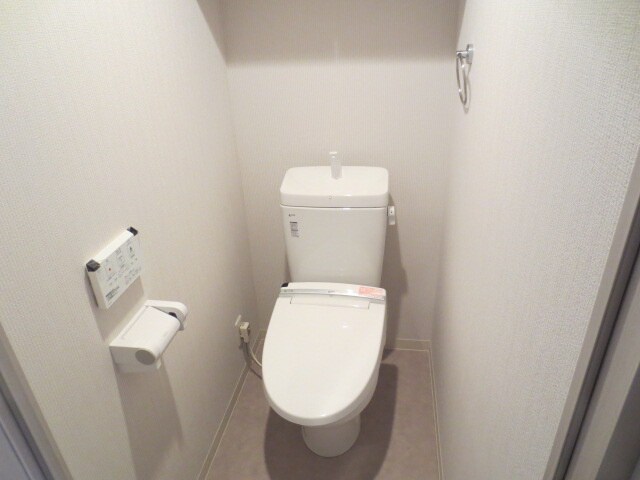 物件内観写真11　(トイレ)